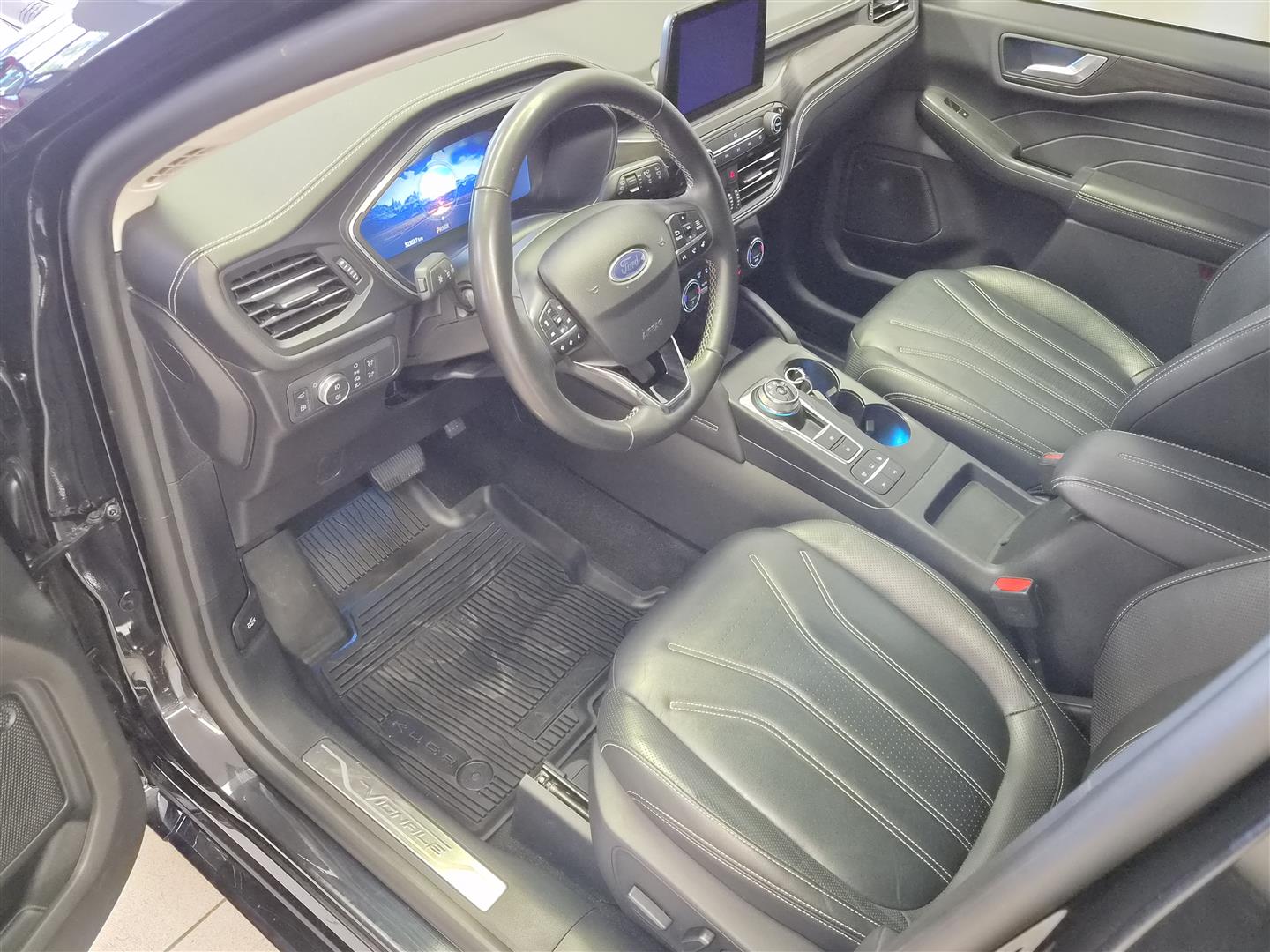 FORD Kuga 2023