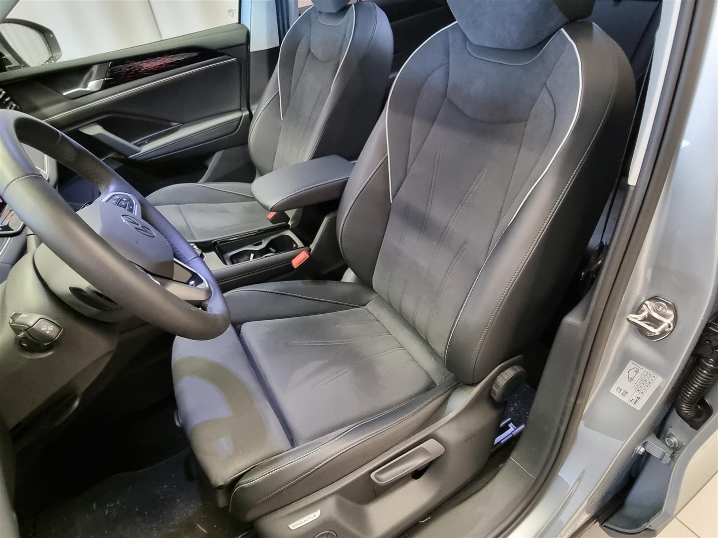 Volkswagen Tiguan 2025