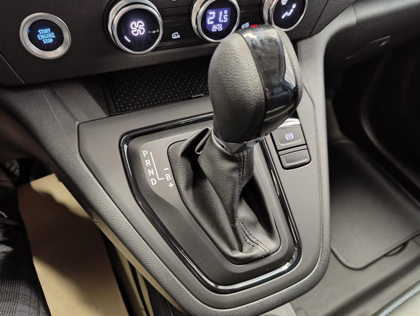 Nissan Townstar 2025