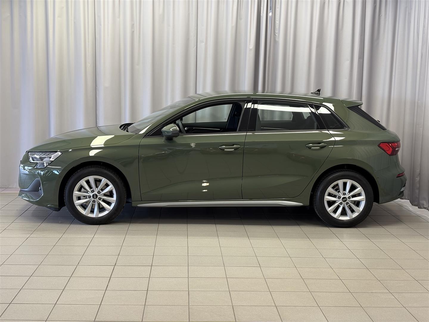 AUDI A3 2025