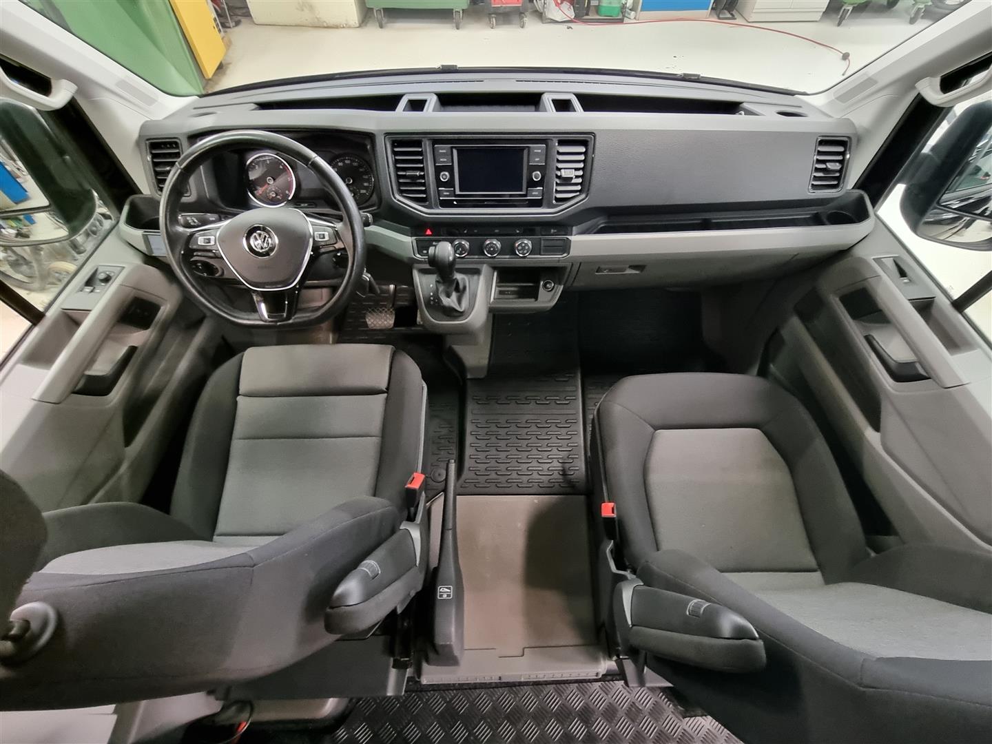 VOLKSWAGEN Crafter 2023