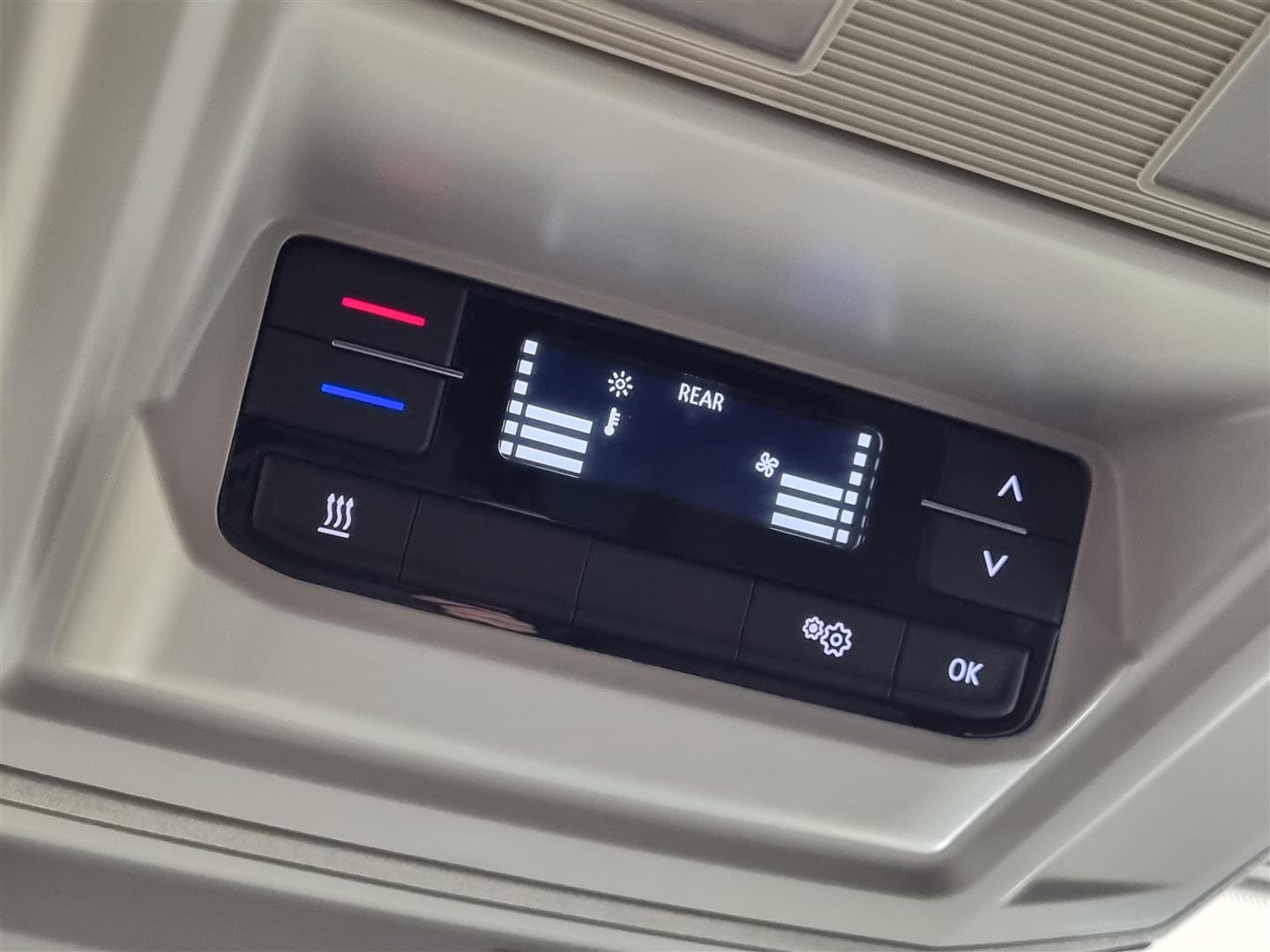 VOLKSWAGEN Crafter 2023