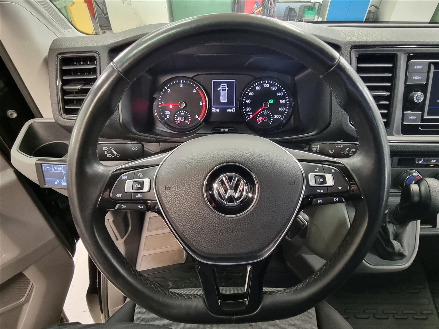 VOLKSWAGEN Crafter 2023