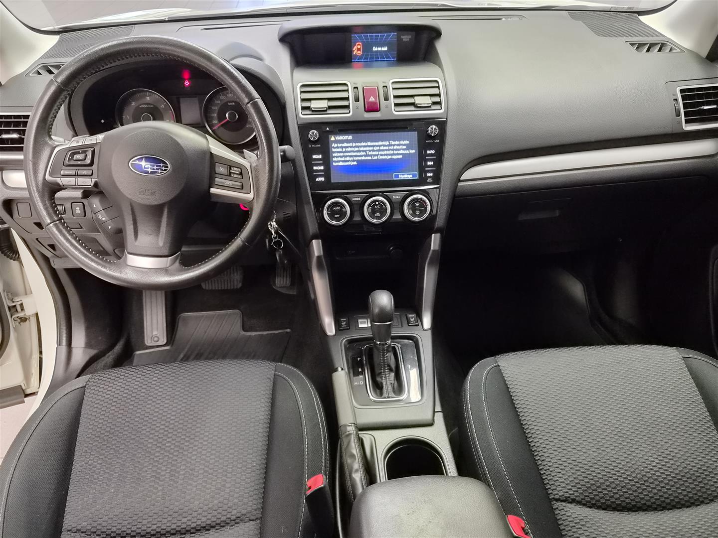 SUBARU Forester 2016
