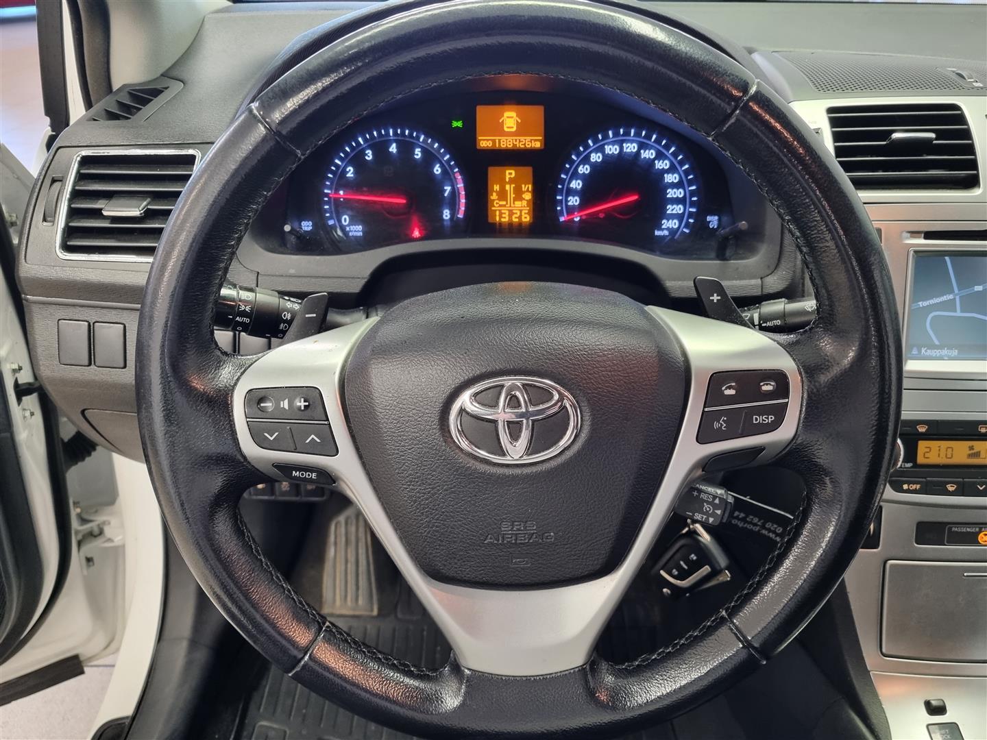 TOYOTA Avensis 2014