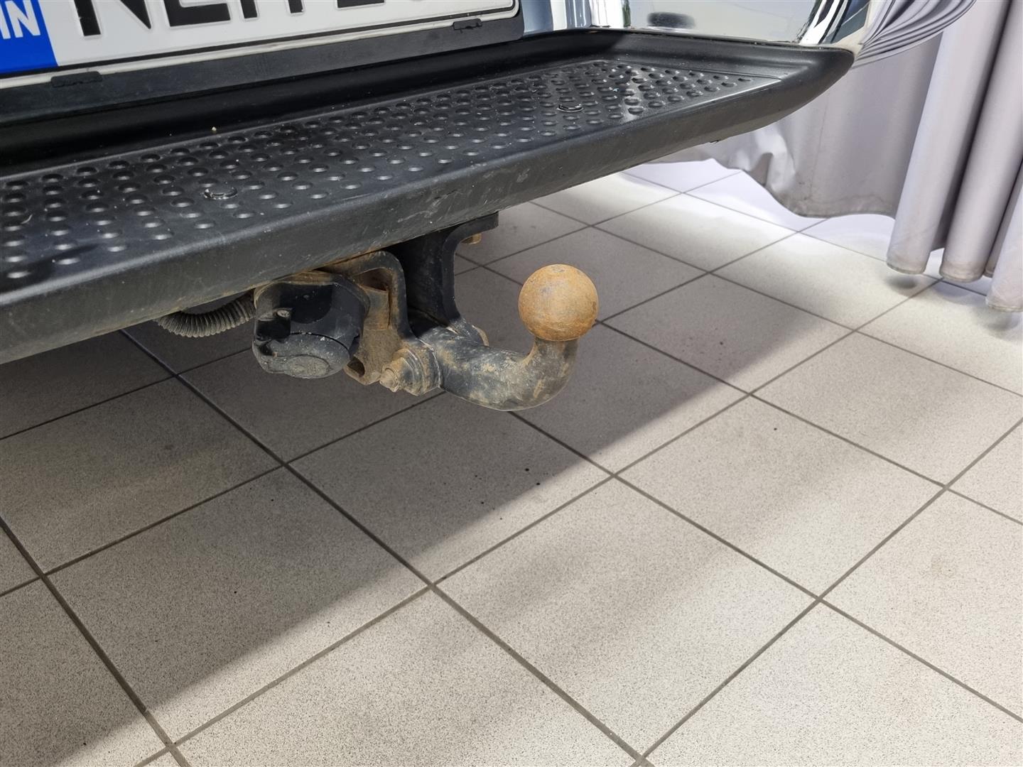 VOLKSWAGEN Amarok 2012