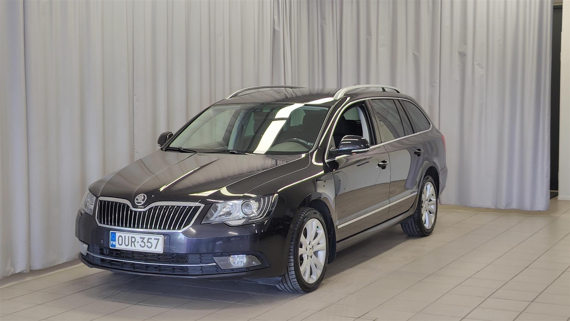 SKODA Superb 2014
