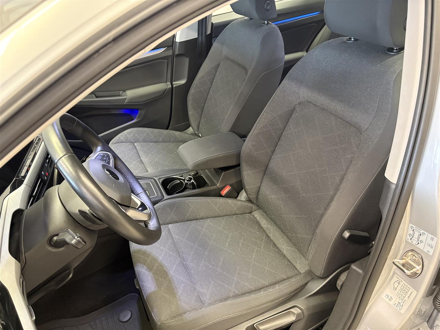 VOLKSWAGEN Golf 2022