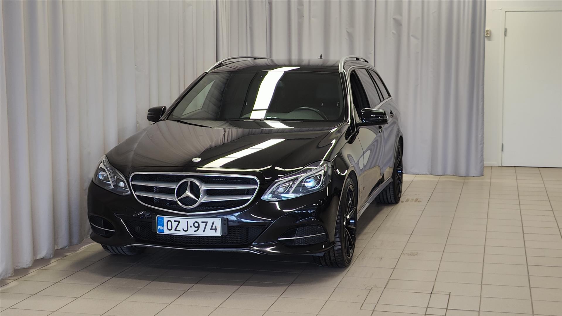 MERCEDES-BENZ E 2013