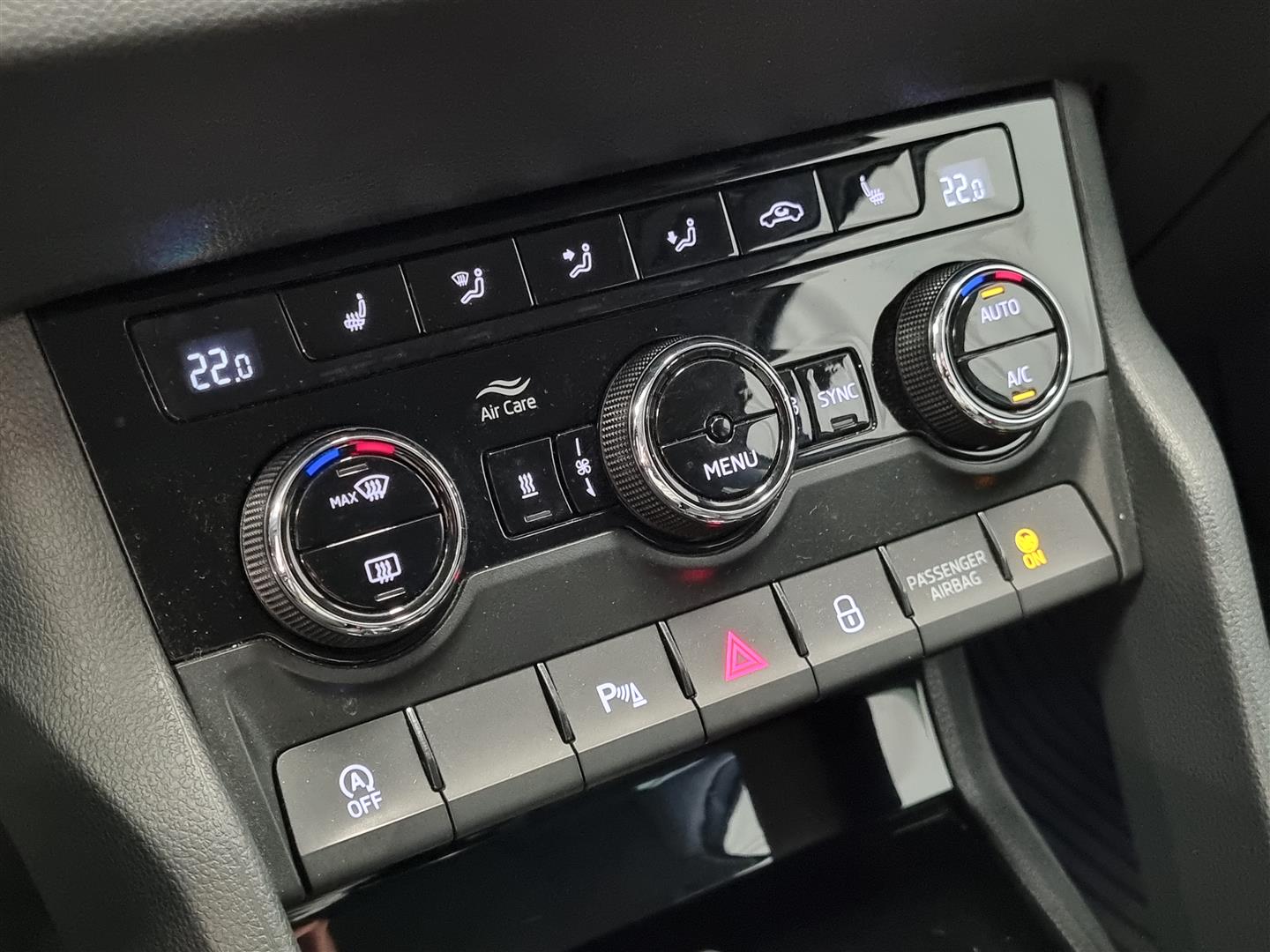 SKODA Karoq 2019