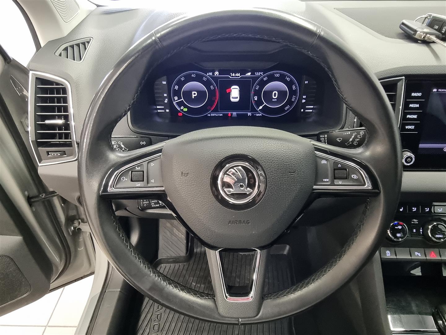 SKODA Karoq 2019