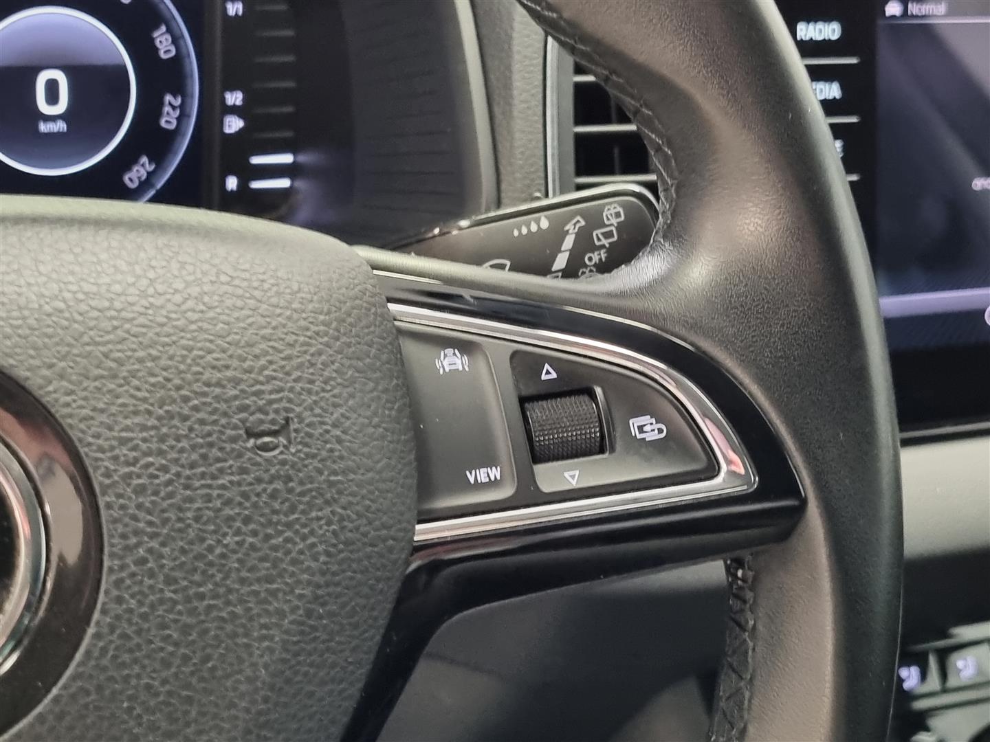SKODA Karoq 2019