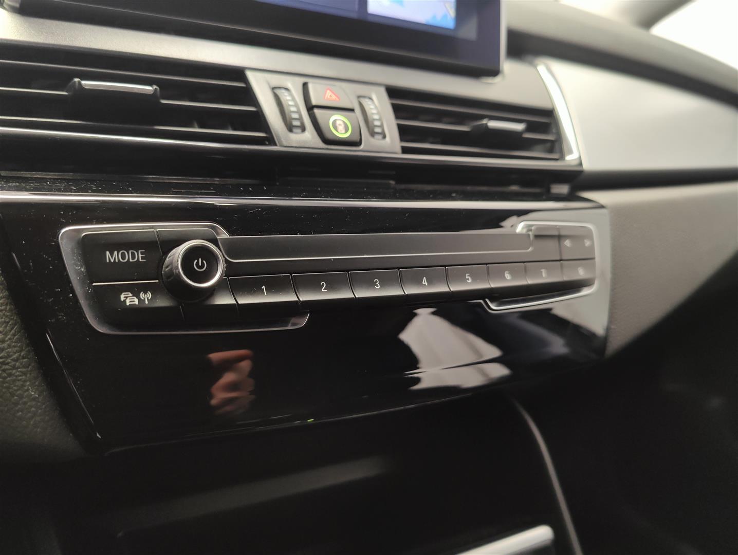 BMW 225 2019