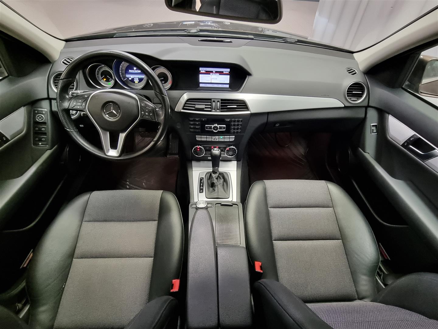 MERCEDES-BENZ C 2013