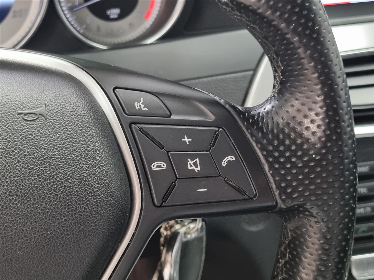 MERCEDES-BENZ C 2013