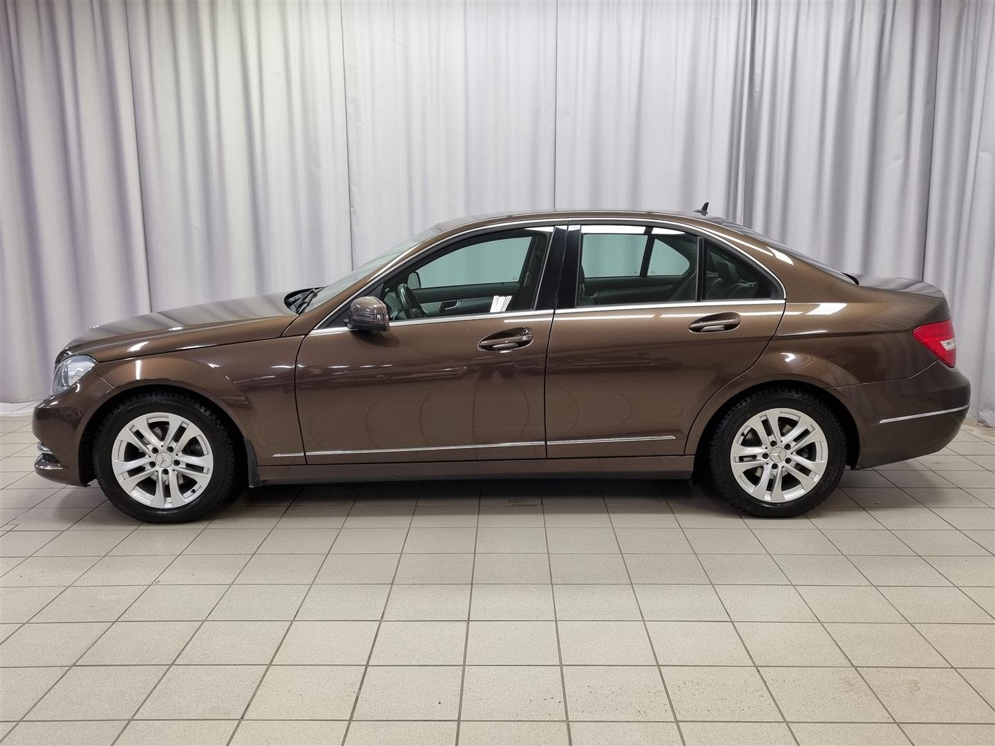 MERCEDES-BENZ C 2013