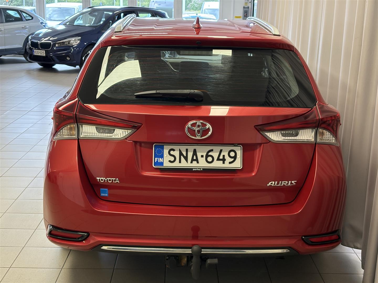 TOYOTA Auris 2016