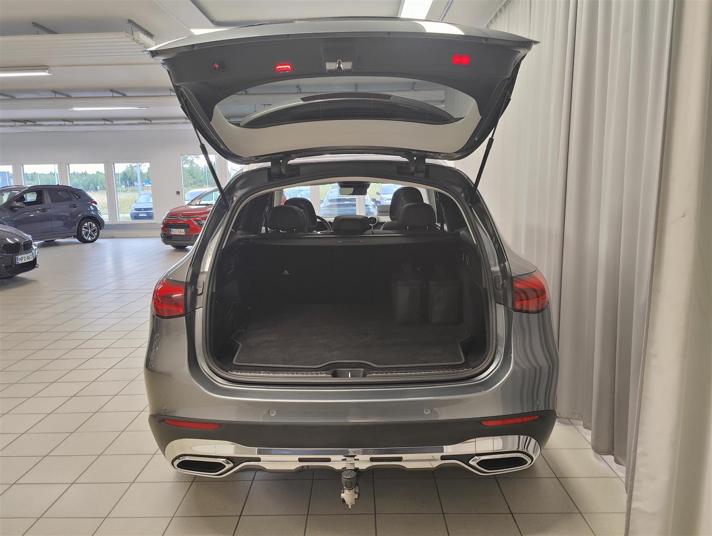 MERCEDES-BENZ GLC 2023