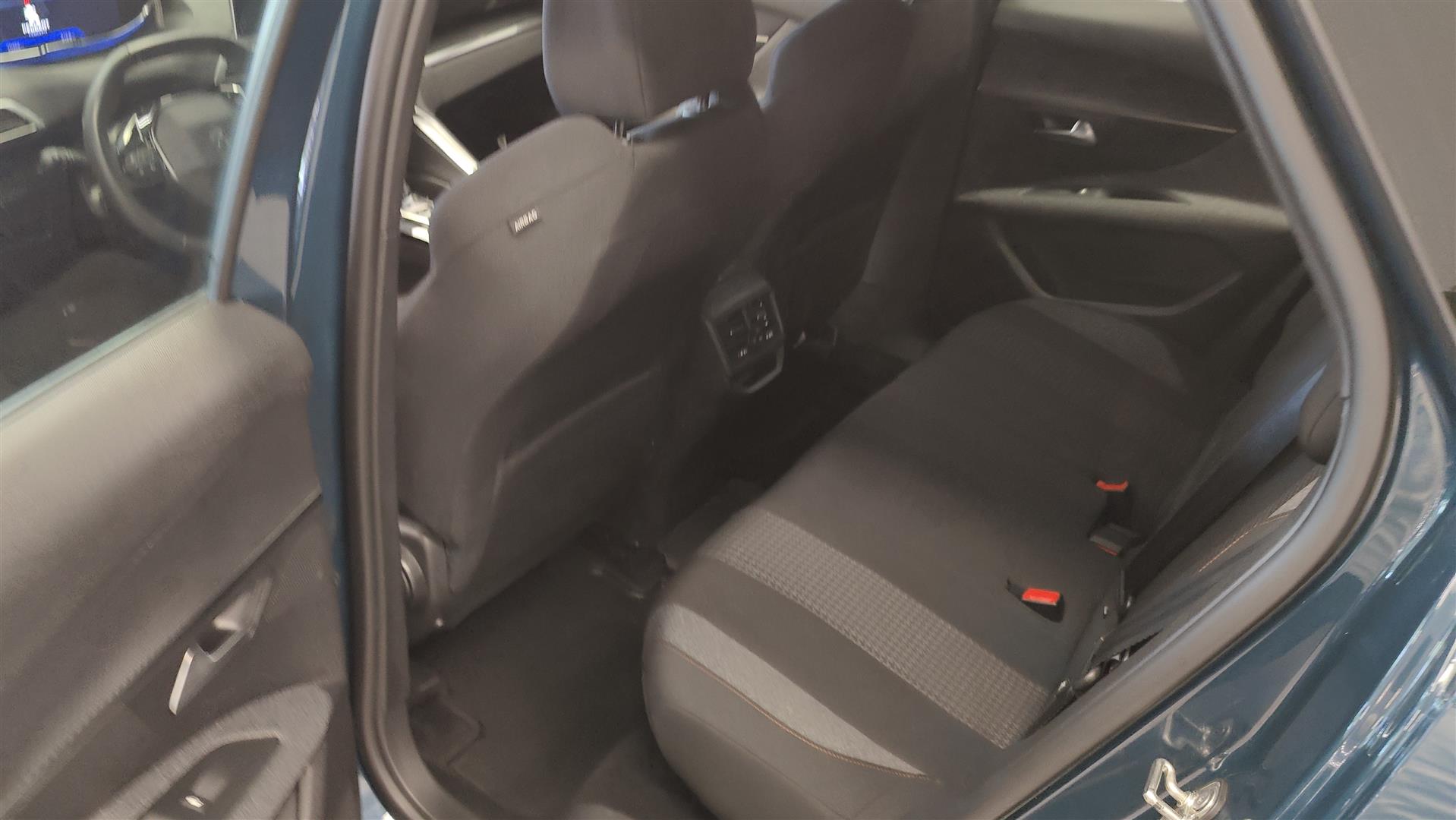 PEUGEOT 3008 2021