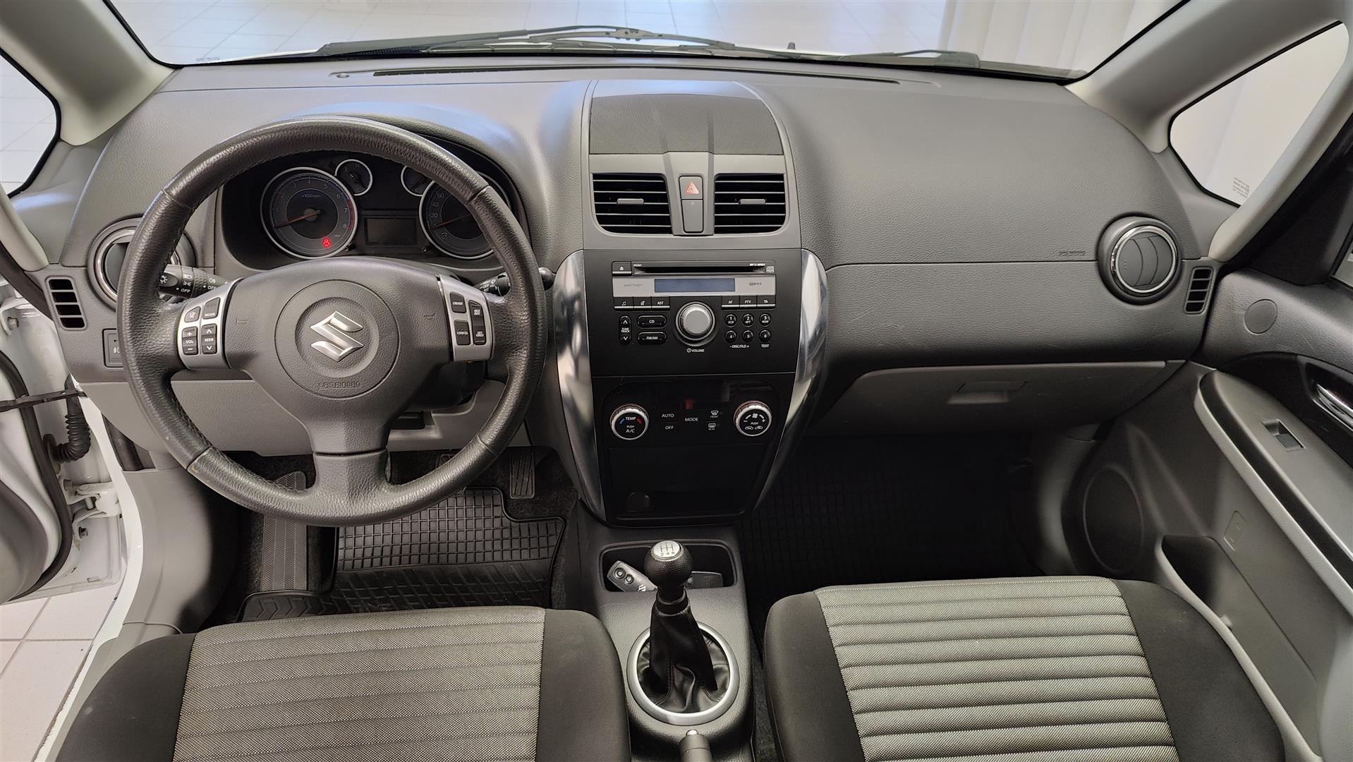 SUZUKI SX4 2013