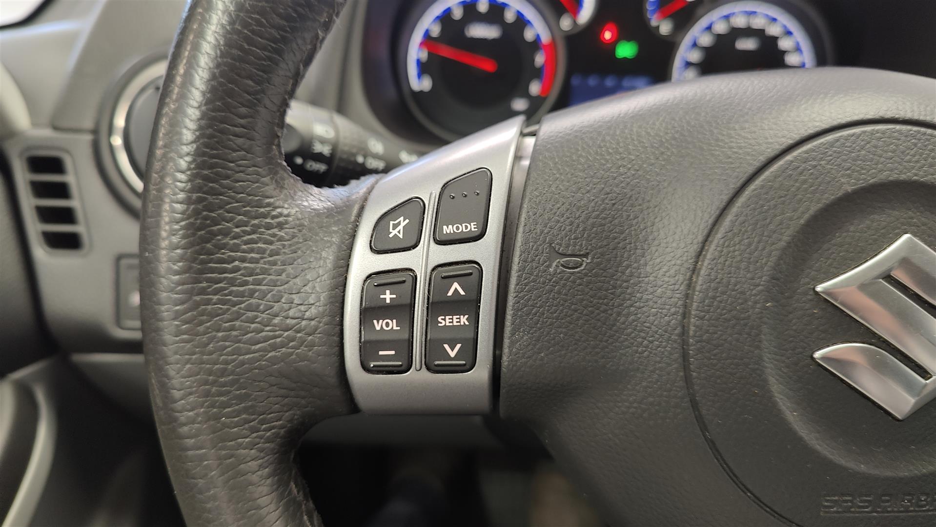 SUZUKI SX4 2013