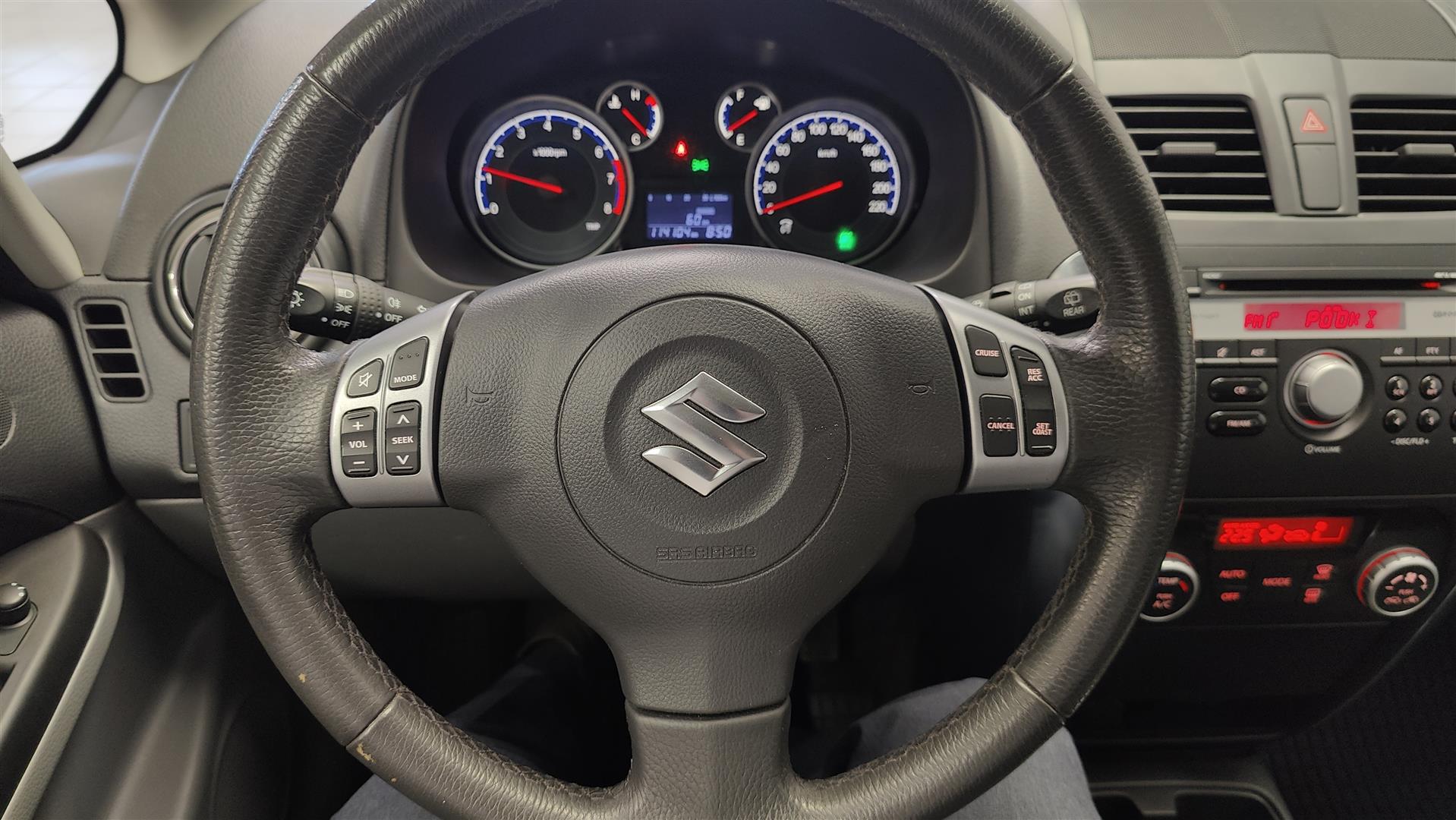 SUZUKI SX4 2013