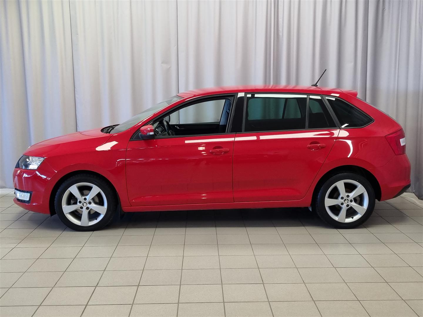 SKODA Rapid 2016