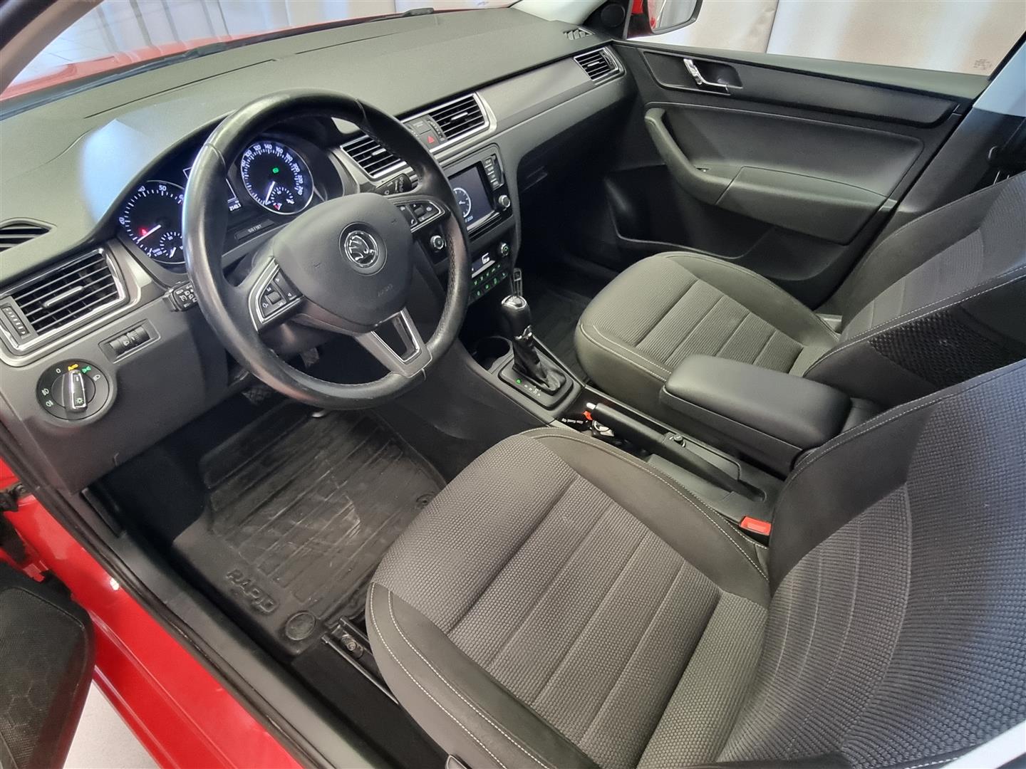 SKODA Rapid 2016