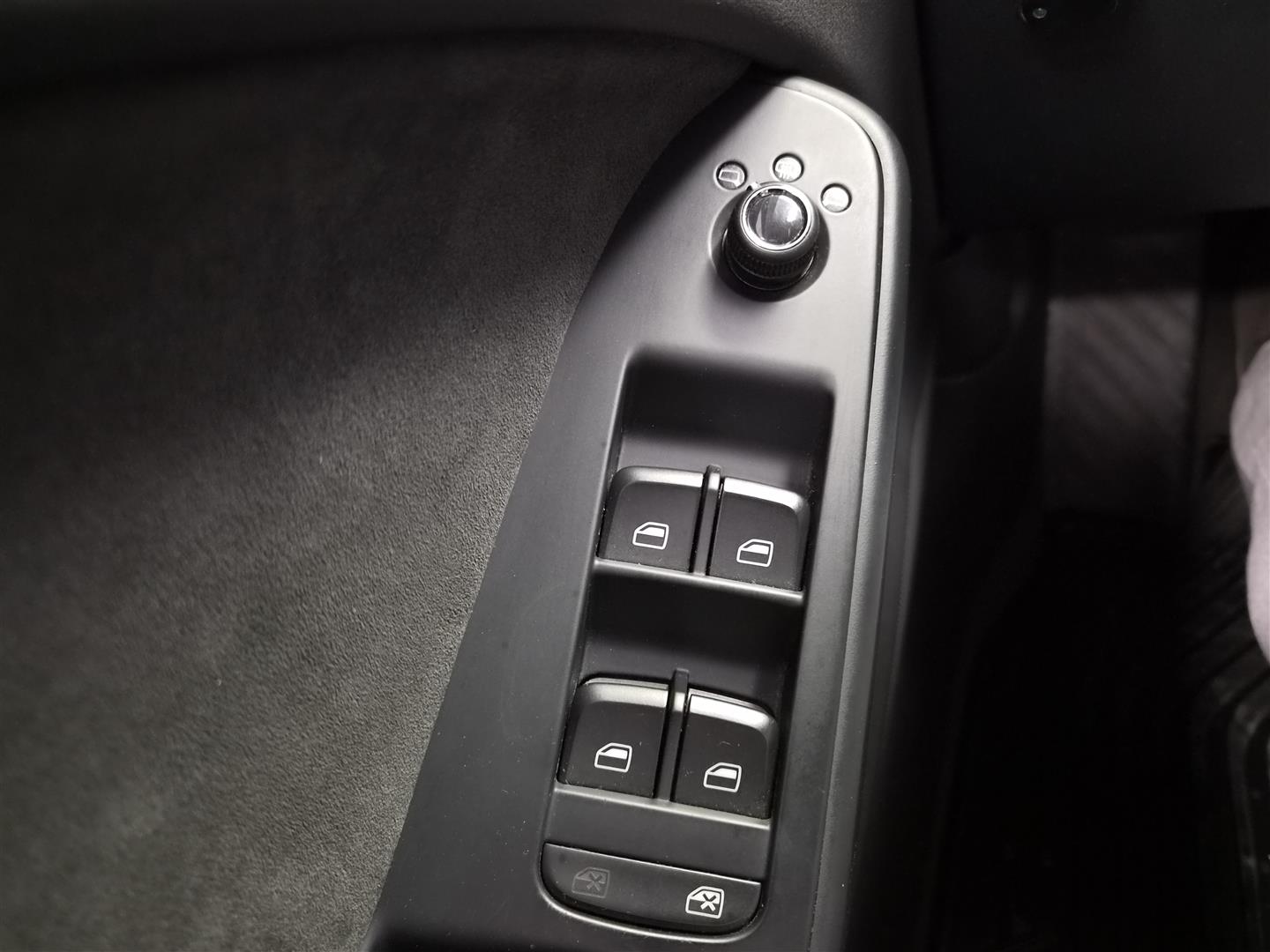 AUDI A4 2008
