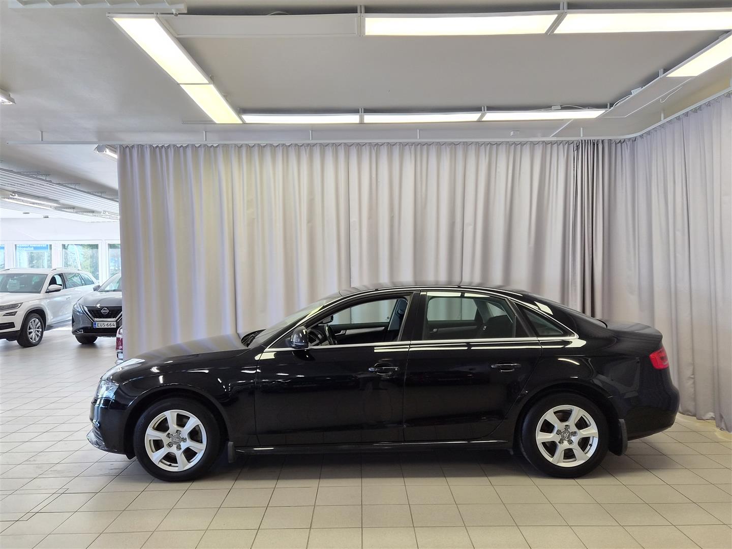 AUDI A4 2008
