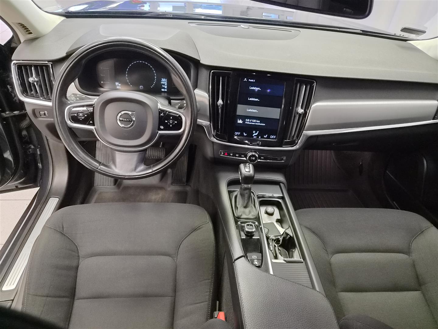 VOLVO S90 2017
