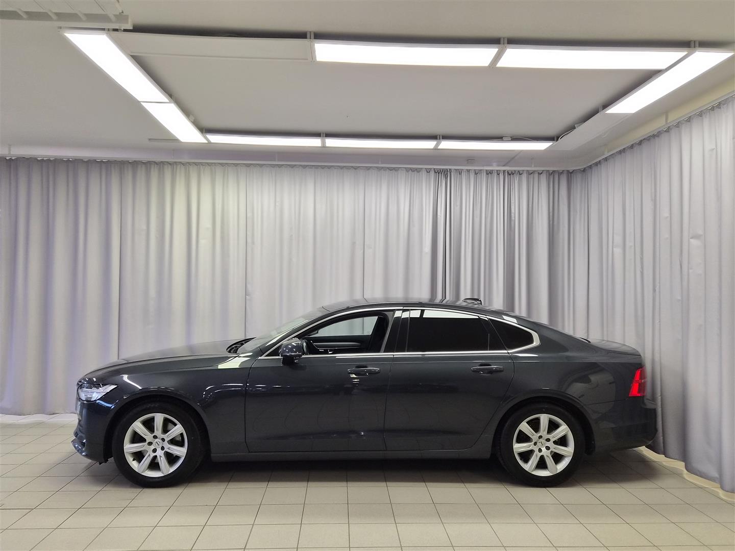 VOLVO S90 2017
