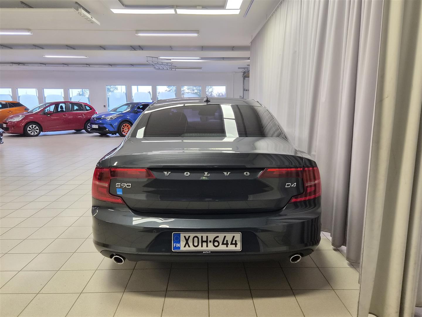 VOLVO S90 2017