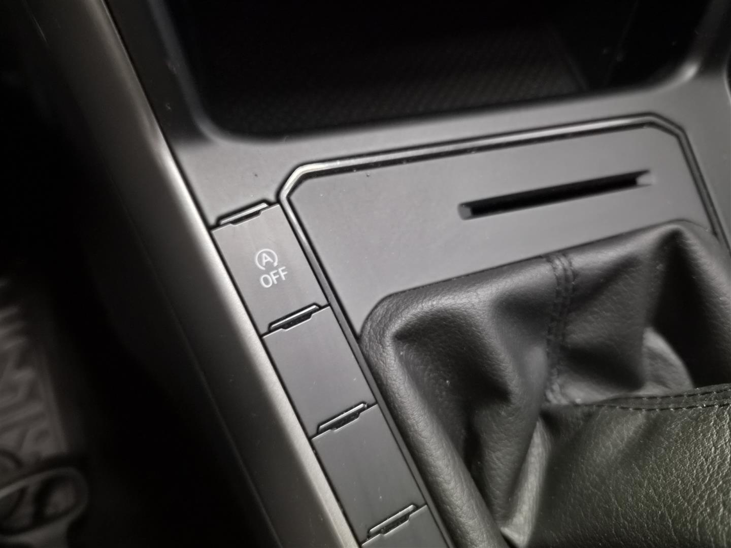 VOLKSWAGEN Polo 2018