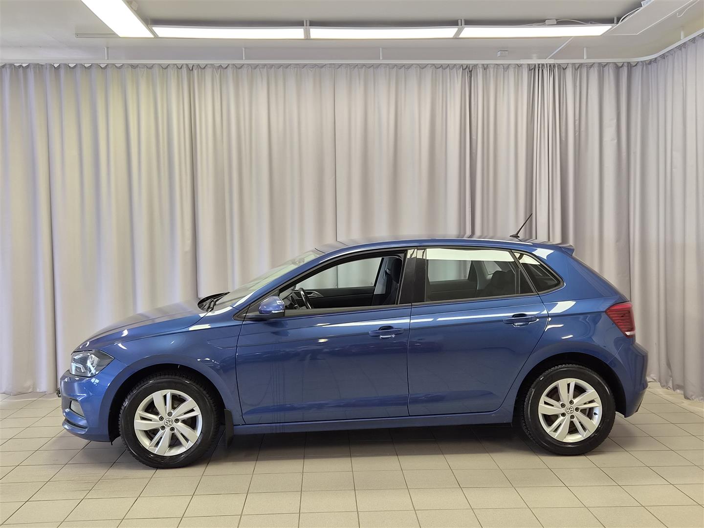 VOLKSWAGEN Polo 2018