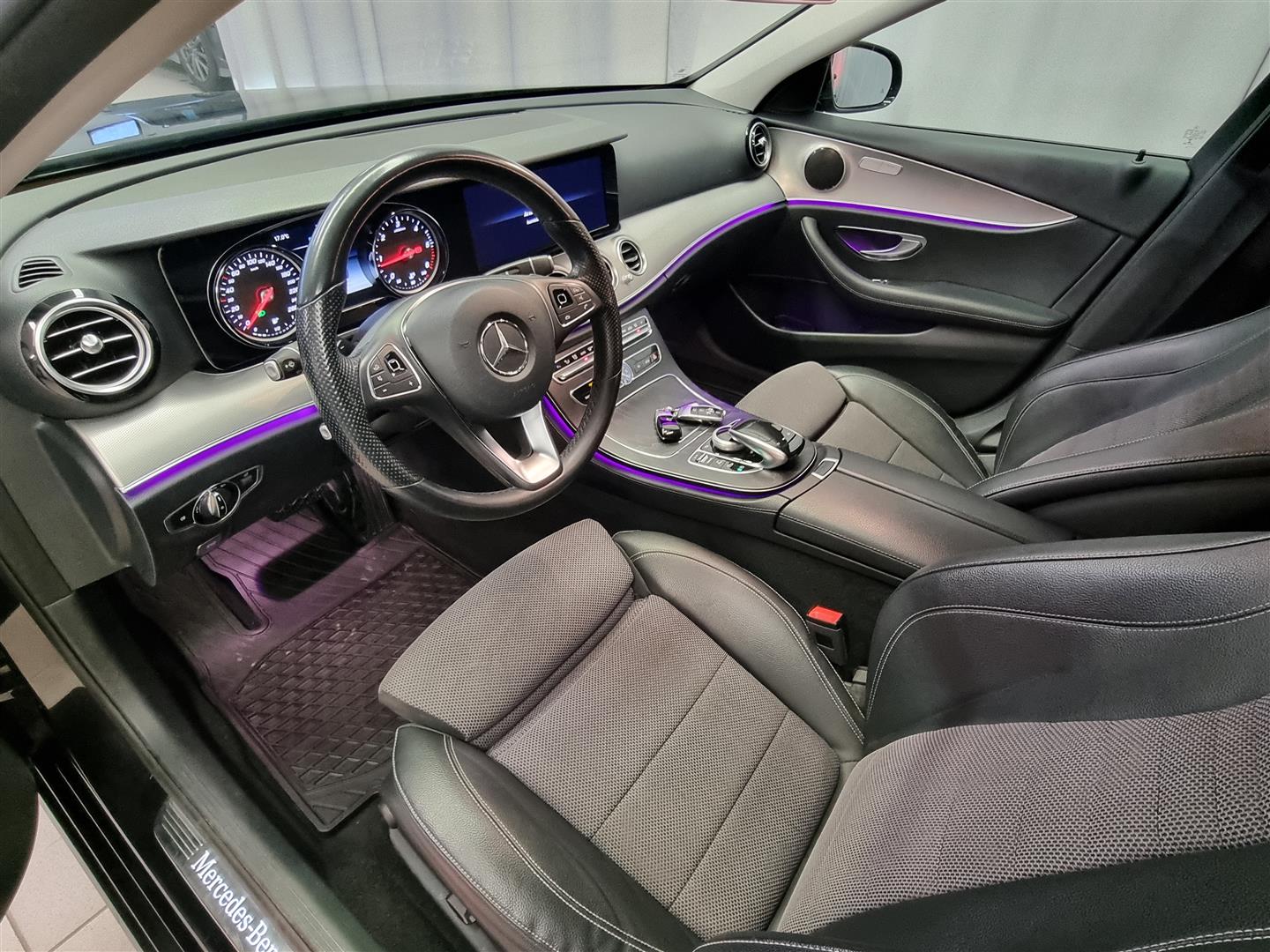 MERCEDES-BENZ E 2018