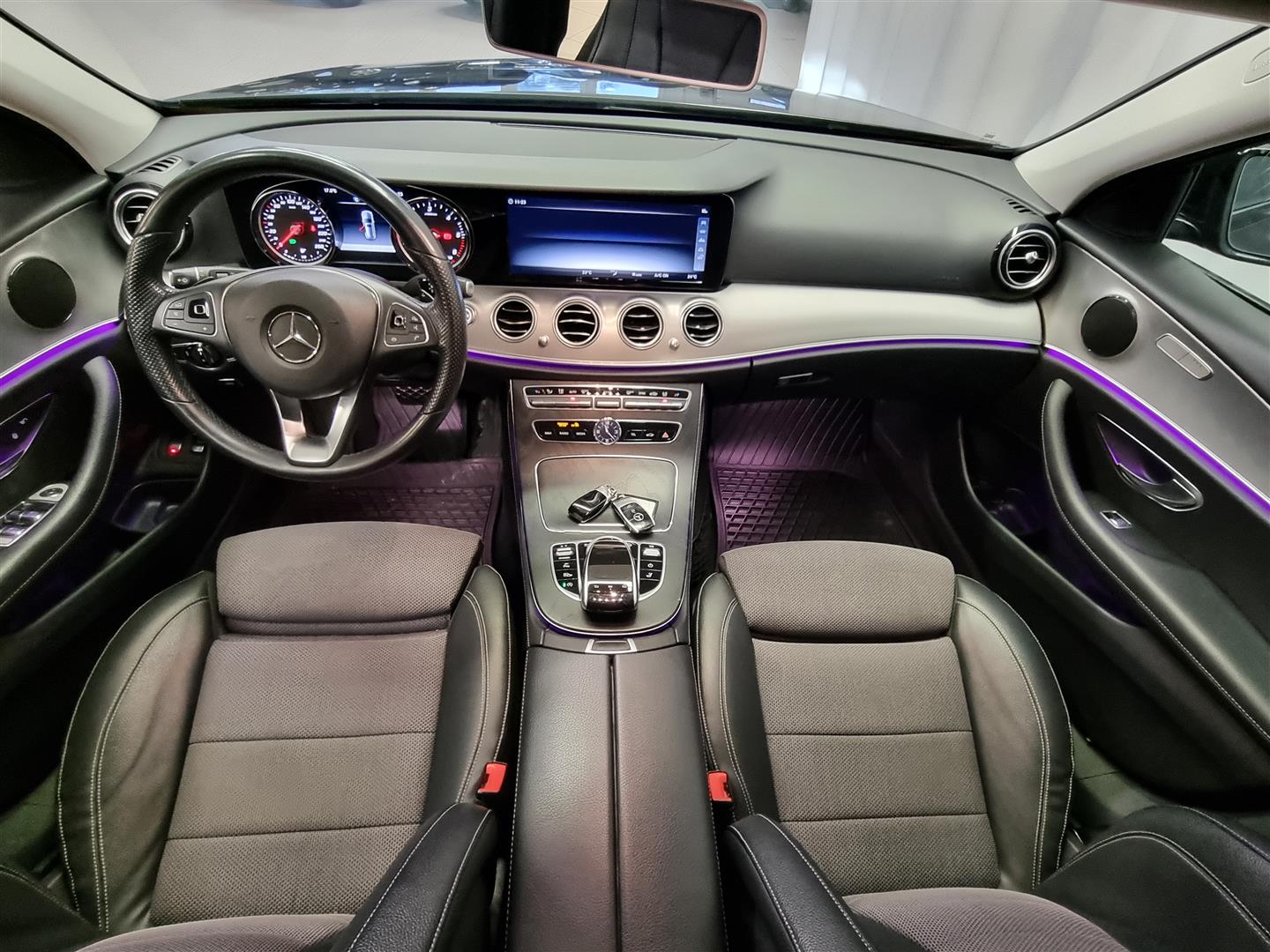 MERCEDES-BENZ E 2018