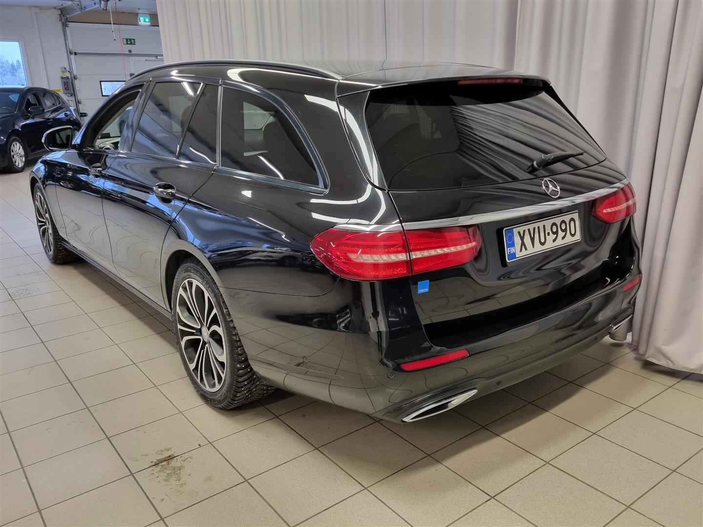 MERCEDES-BENZ E 2018