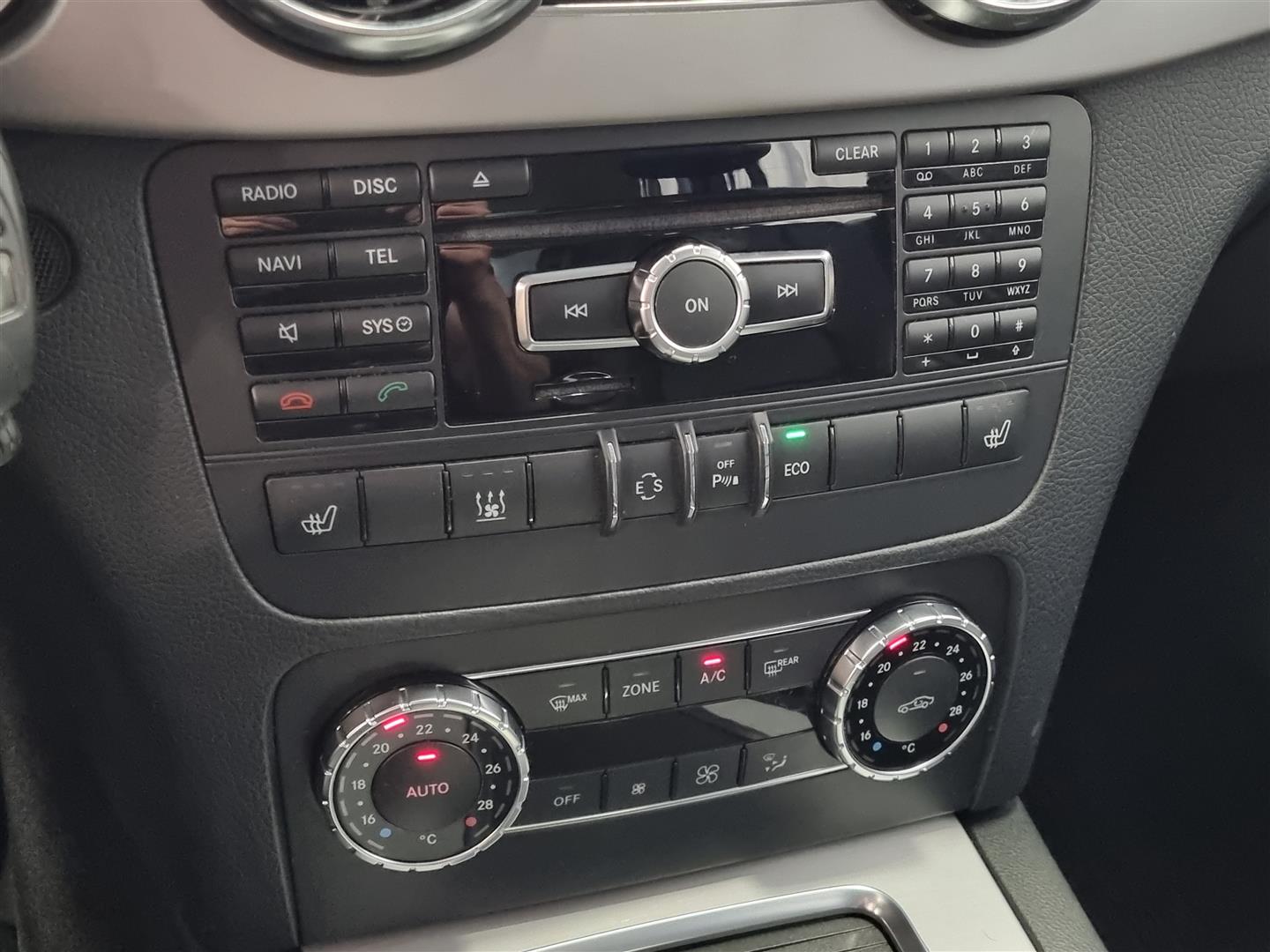 MERCEDES-BENZ GLK 2012