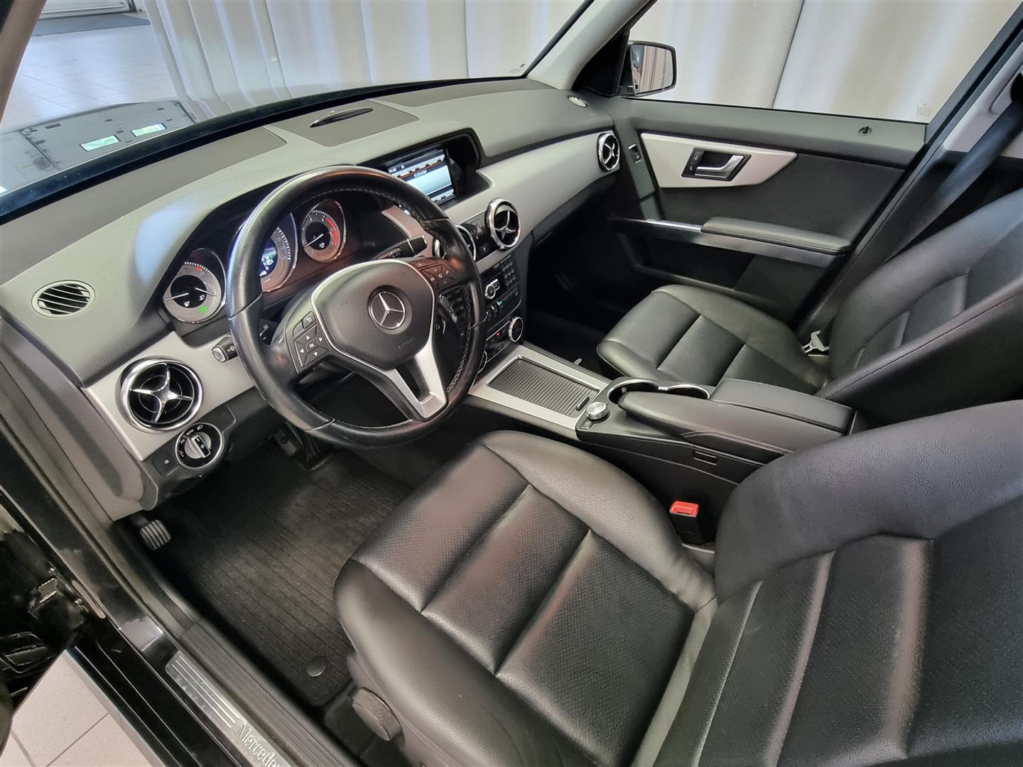 MERCEDES-BENZ GLK 2012