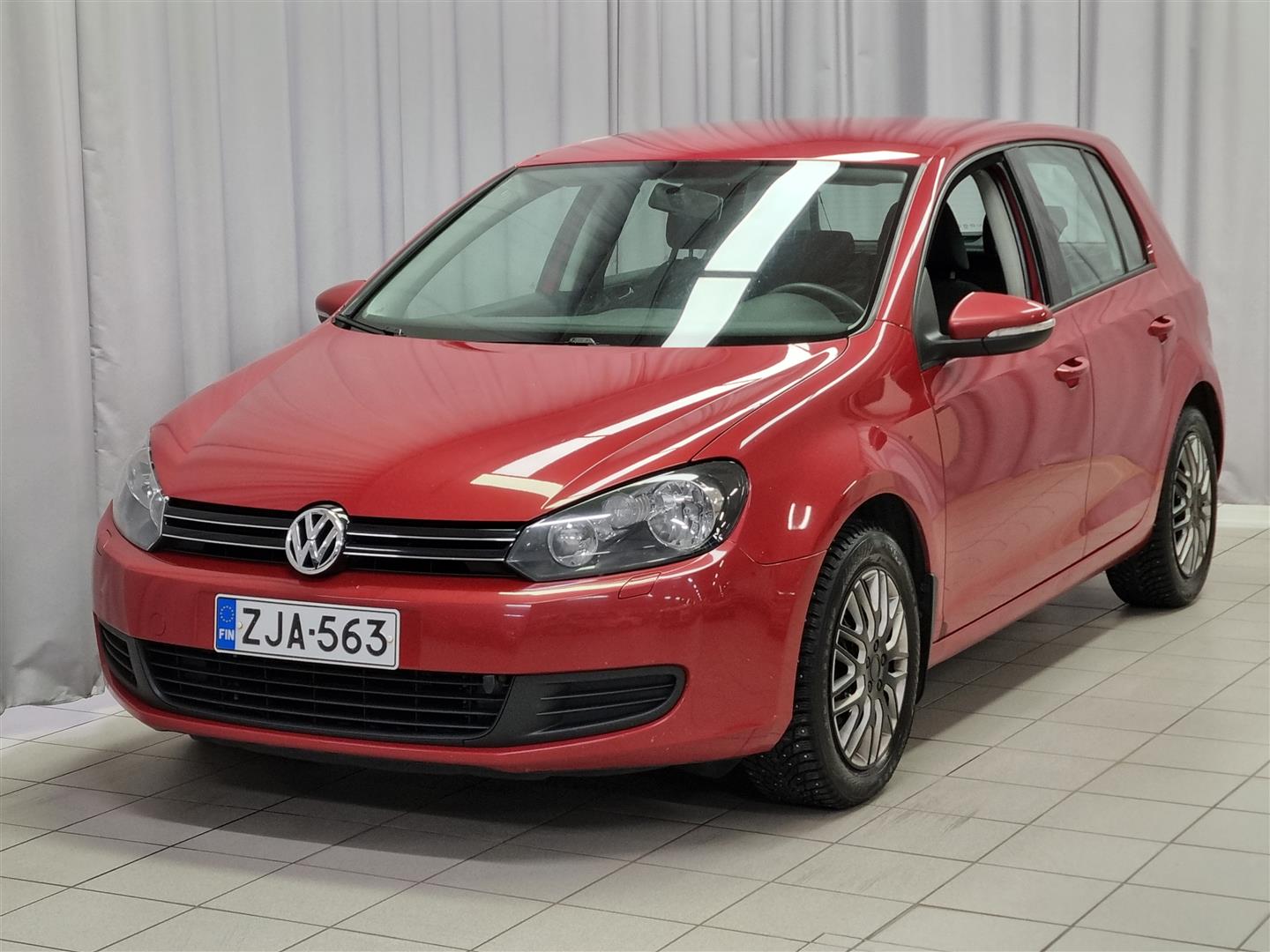 VOLKSWAGEN Golf 2010