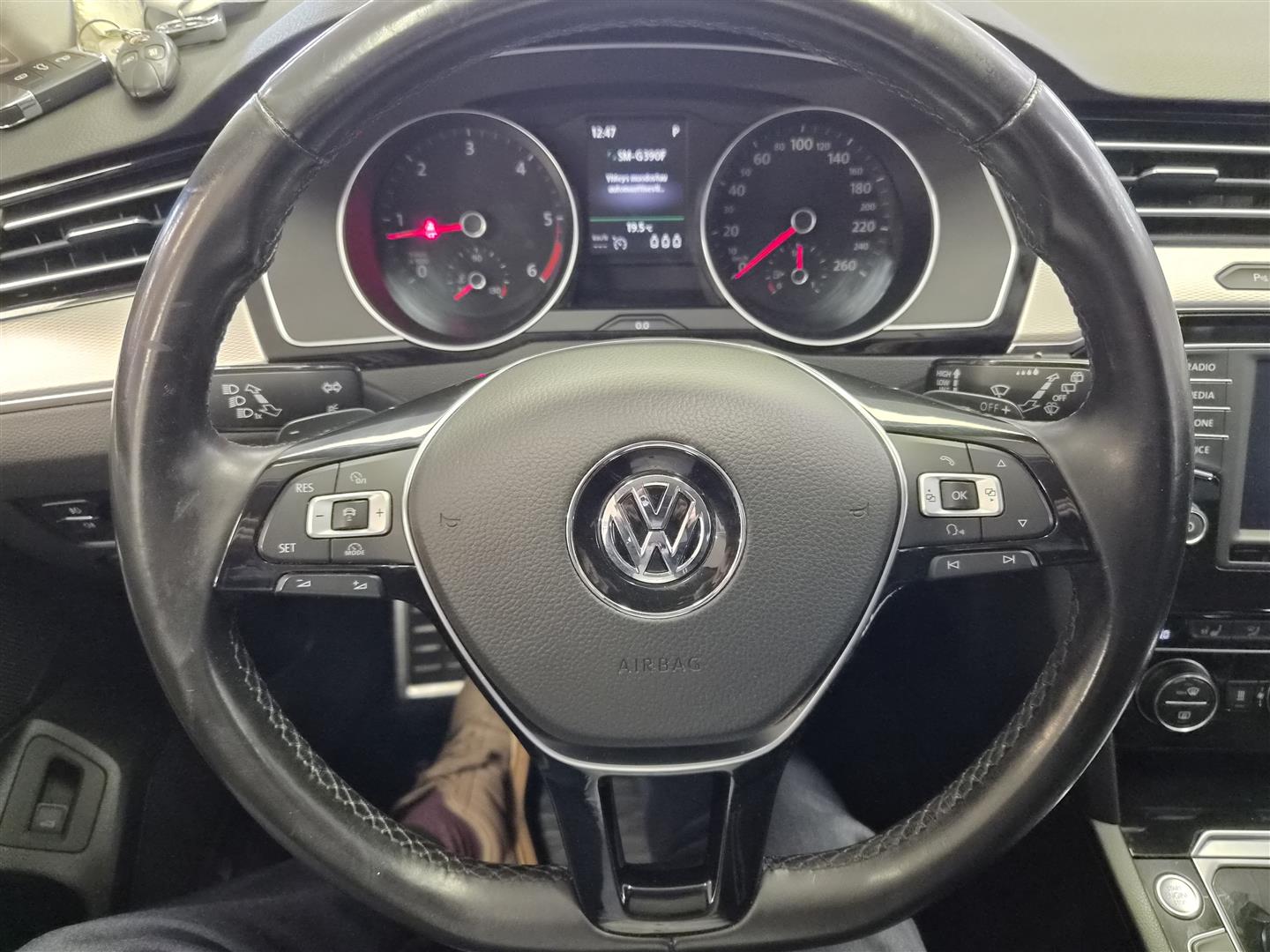 VOLKSWAGEN Passat 2015