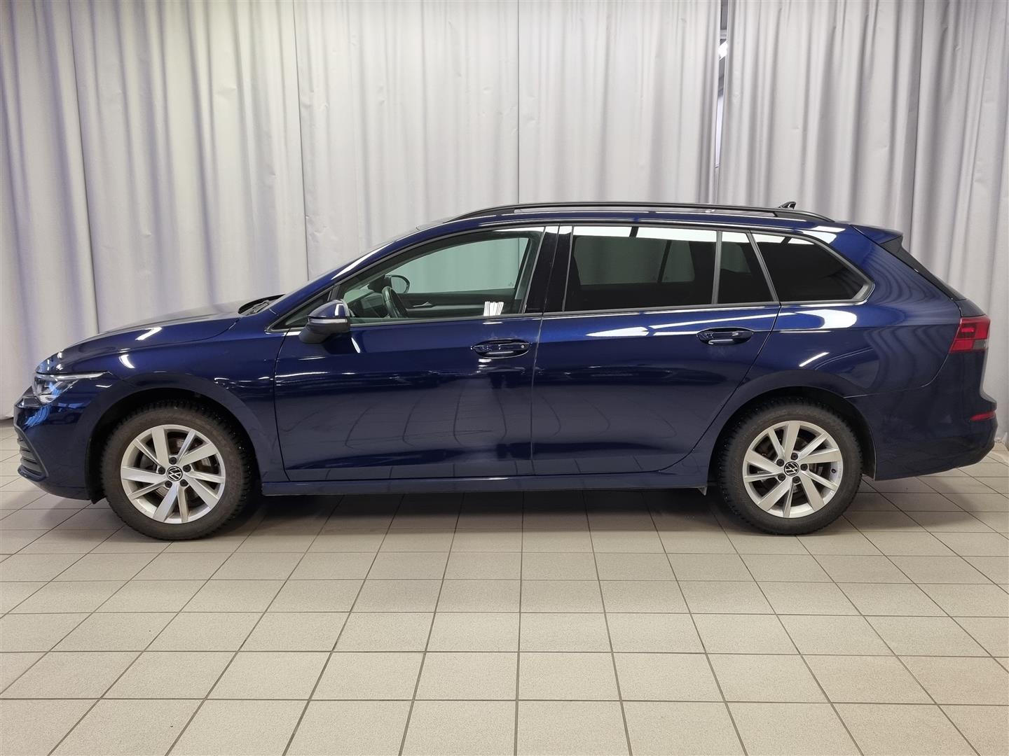 VOLKSWAGEN Golf 2022