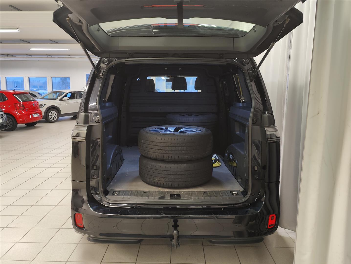 VOLKSWAGEN ID. Buzz Cargo 2023