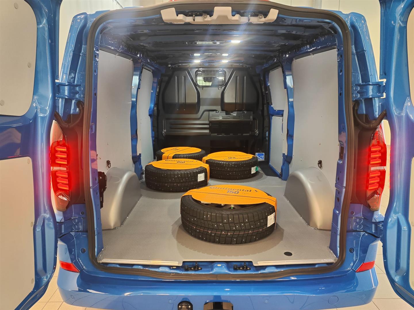 Volkswagen Transporter 2025