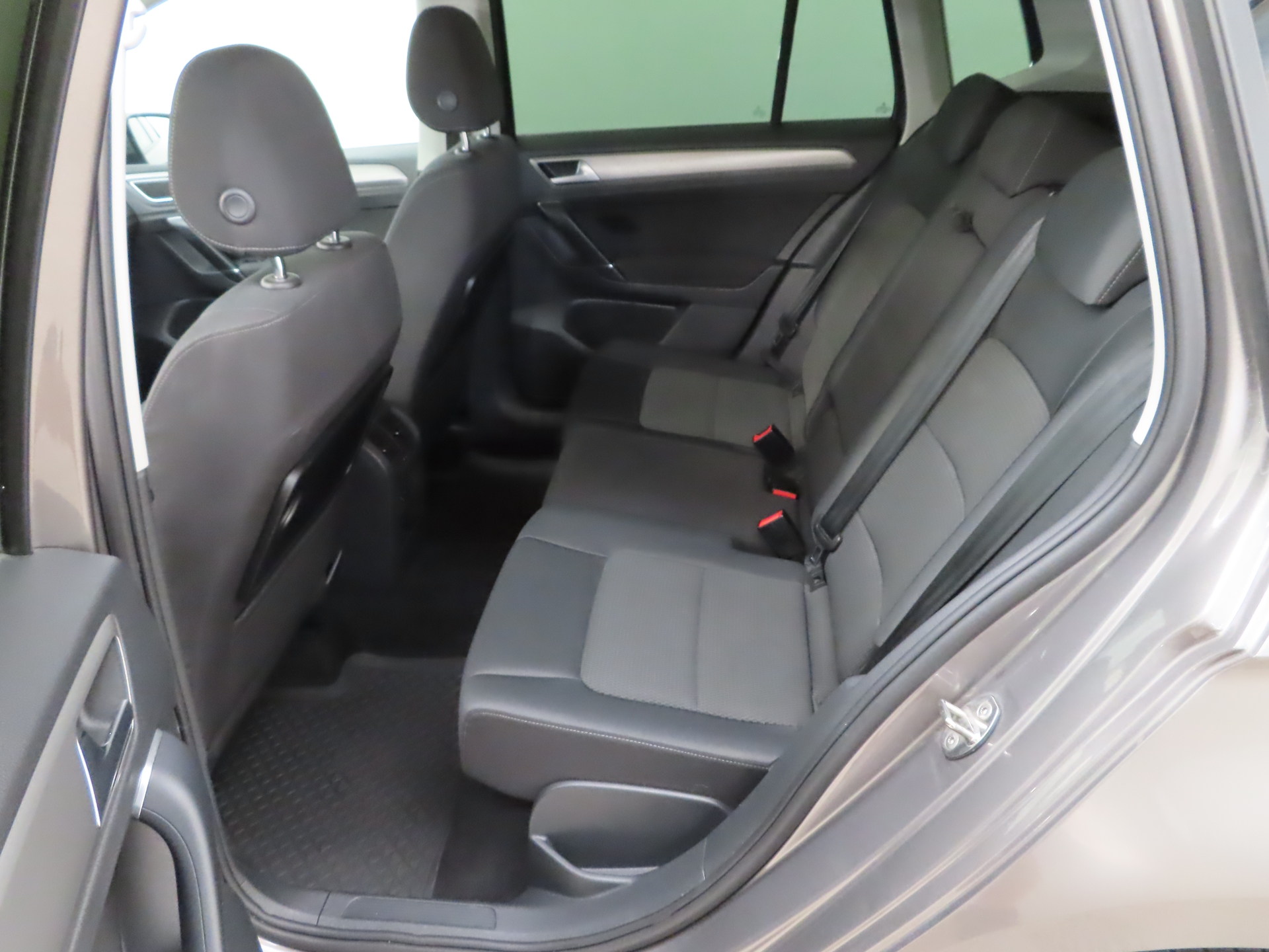 VOLKSWAGEN Golf Sportsvan 2015