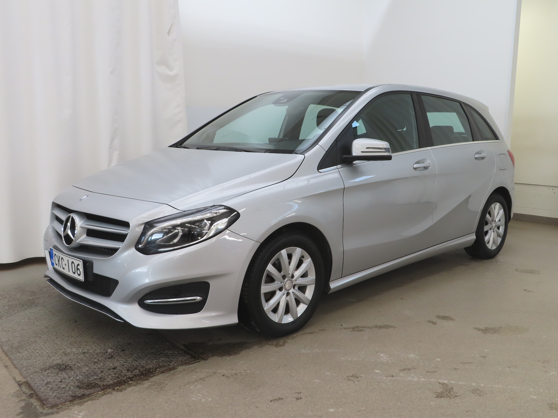 Mercedes-Benz B 2016