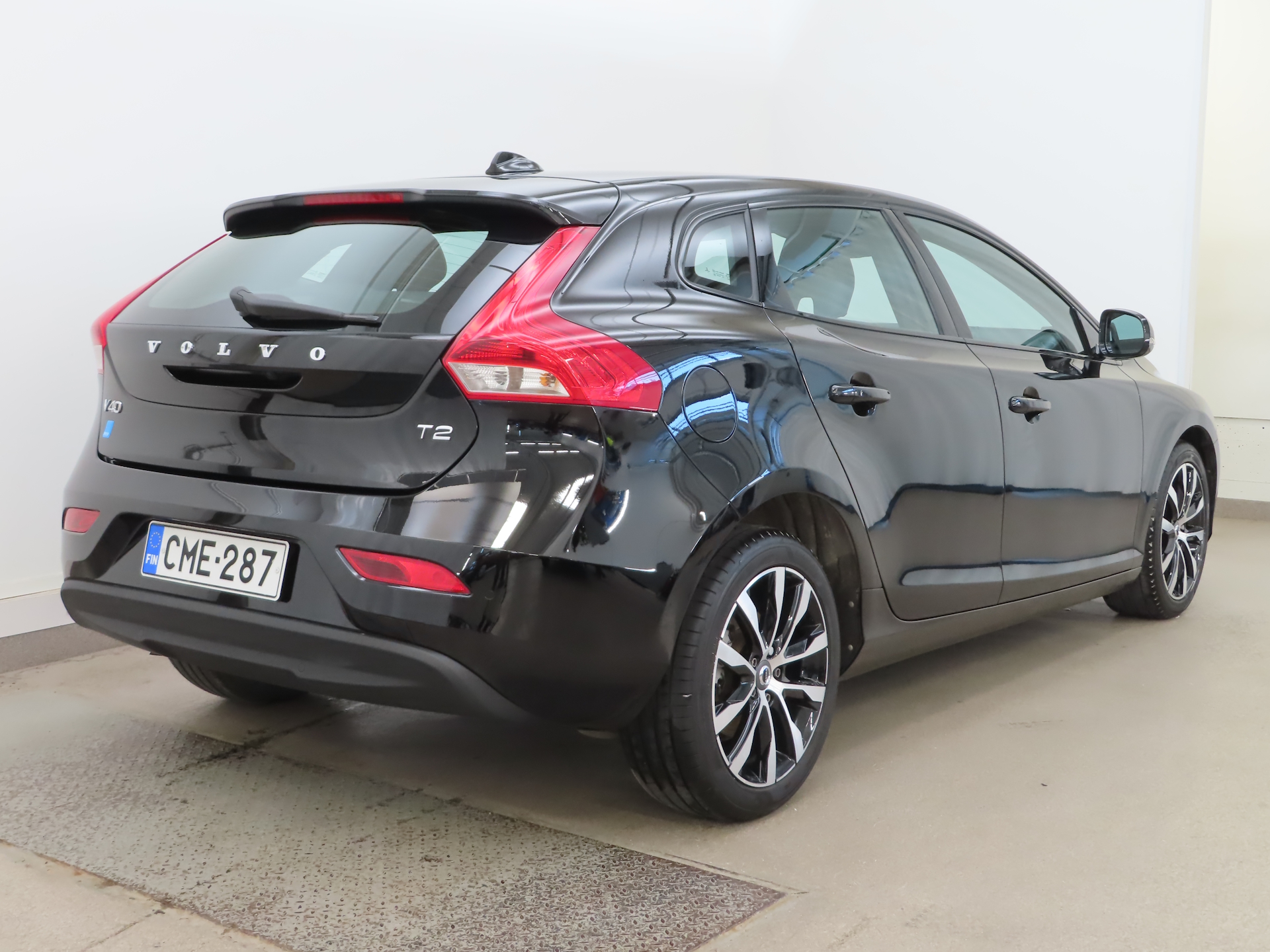 Volvo V40 2019