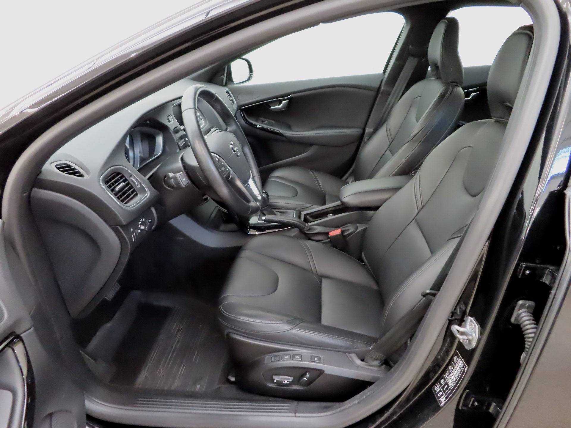 Volvo V40 2019