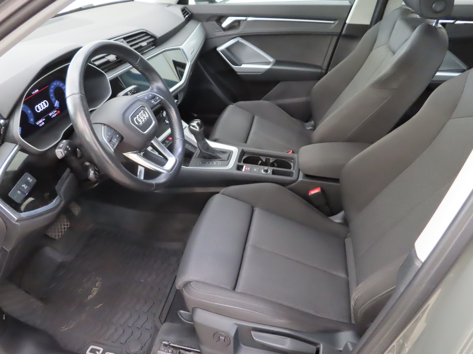 AUDI Q3 2020